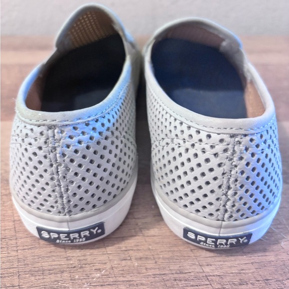 Sperry Women's Grey Perforated Slip-On Seaside Shoes Top-Sider Size 9 - Picture 2 of 13